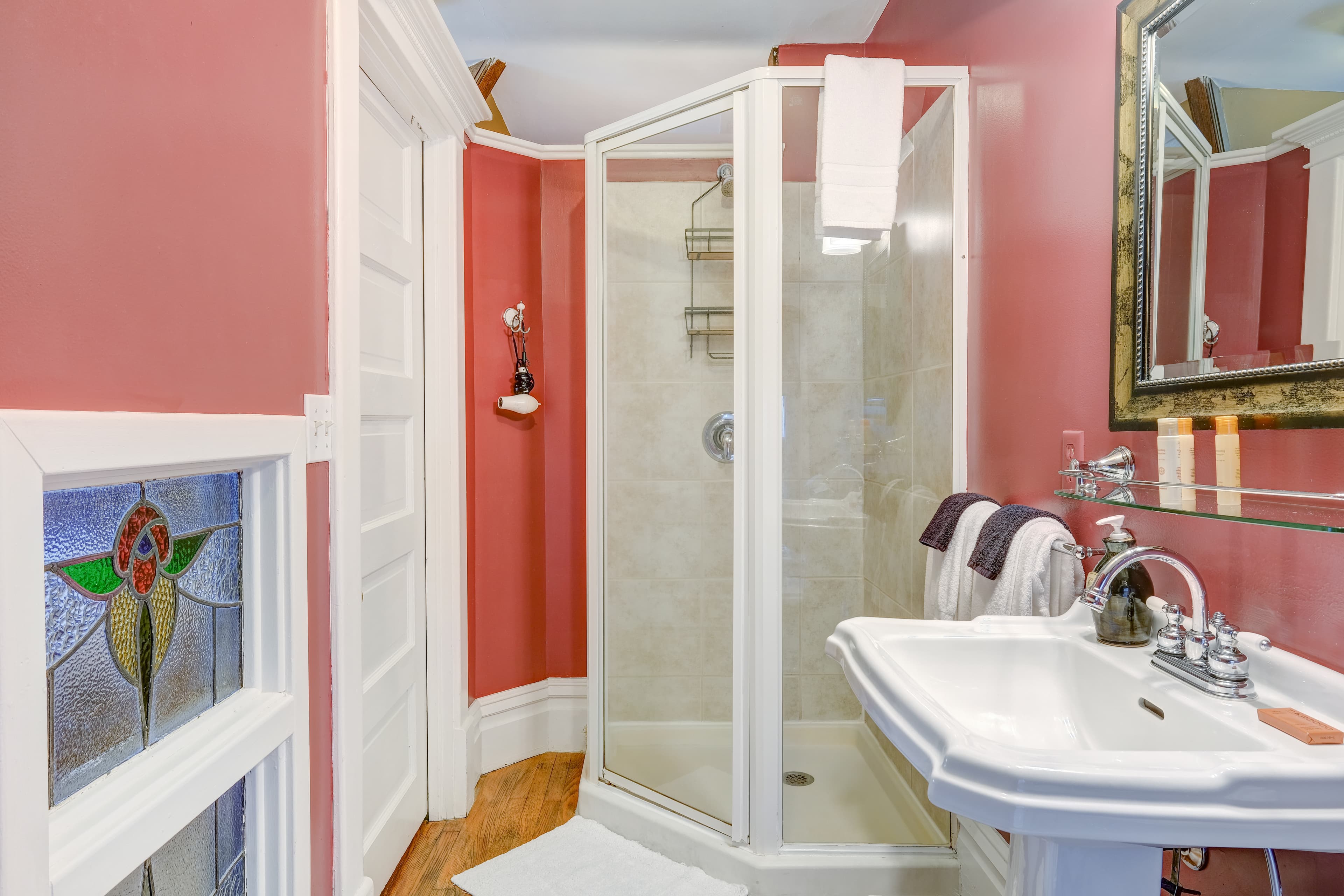 Room with ensuite bath with shower