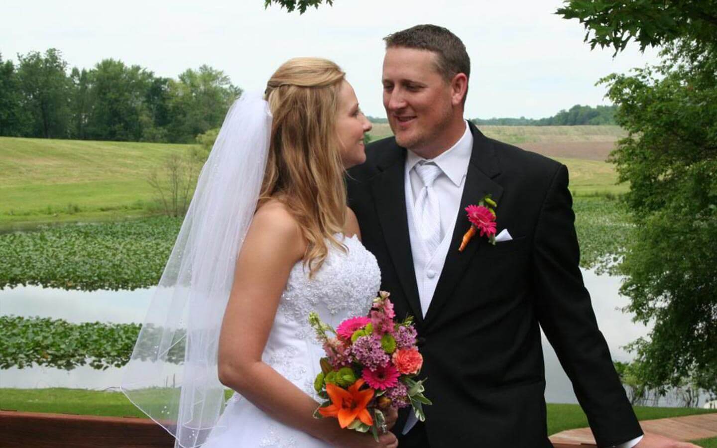 Destination Weddings In Michigan | Custom Wedding Packages